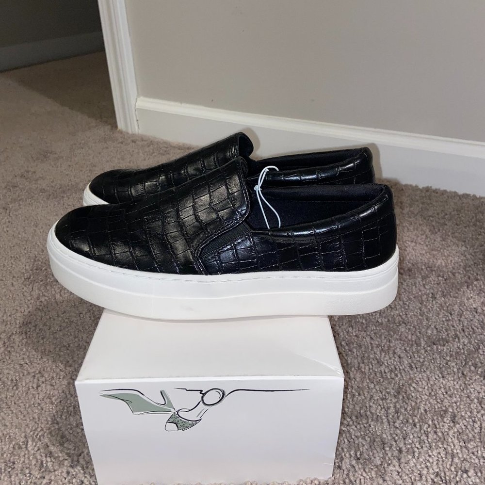 A New Day Platform Faux Snakeskin Sneakers Bibi Style, Black and White Size 8.5